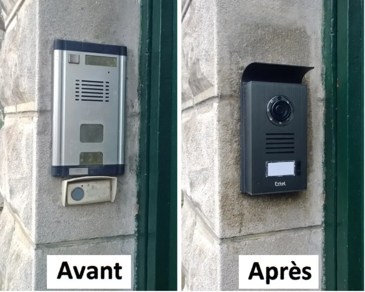 Poste intérieur visiophone Le Blanc-Mesnil Écran de visiophone connecté installé à l'intérieur d'un logement au Blanc-Mesnil